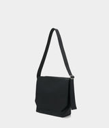 Hender Scheme "flap shoulder small"