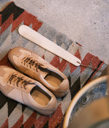 Hender Scheme "shoe horn"