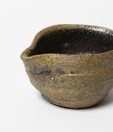 古村其飯 "片口" (沖縄・荒焼)