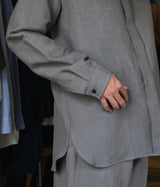 seya. "RIVERMAN OVERSHIRT/KERSEY CHAMBRAY LINEN"