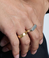 XOLO JEWELRY "Signet Ring with Hair Line -Thick-"