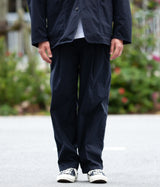 STILL BY HAND "PT02231" 2-tuck mid-thigh tapered pants
