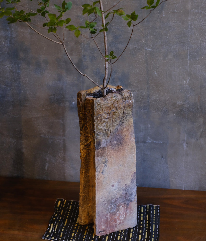 Kihan Komura "Flower Vase with Box"