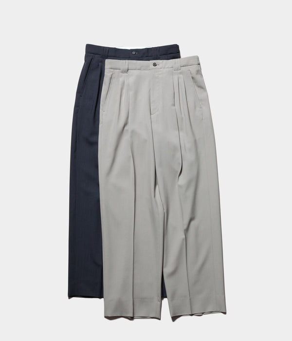 YOKE 23AW 3PLEATED WIDE TROUSERS178センチで着用してました