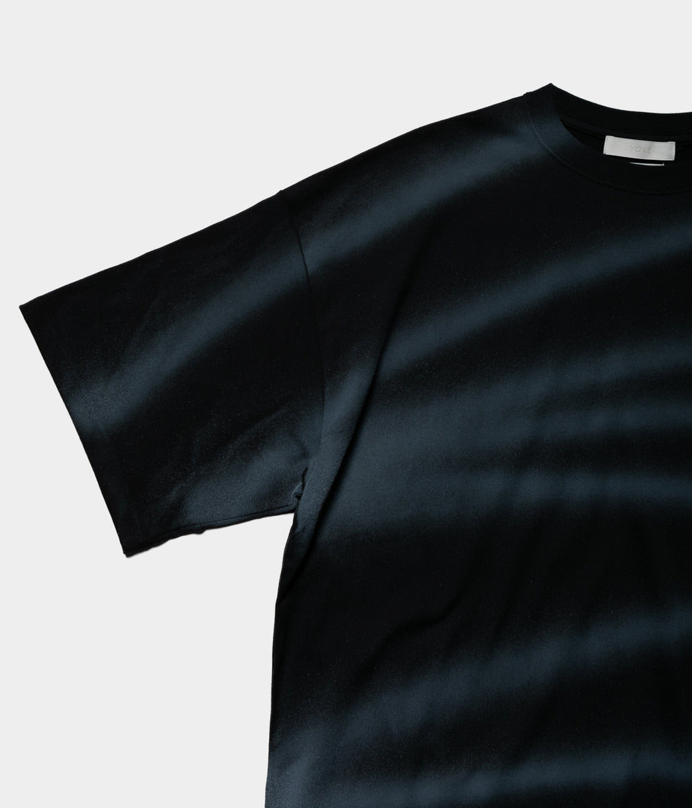 トップス YOKE SPRAY PRINTED BORDER T-SHIRT YK24SS 20240809_9_1000x.jpg?v=1723209924
