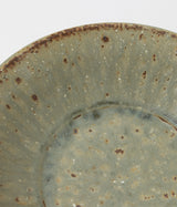 Kinjo Hiromu "Ash-glazed flat bowl"