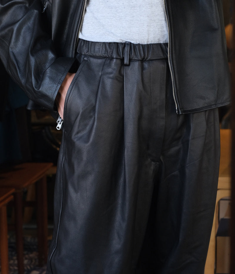 YOKO SAKAMOTO "LEATHER WIDE PANTS"