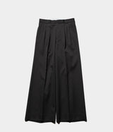 YOKE "3PLEATED WIDE-LEG TROUSERS"