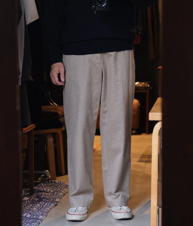 HERILL "Cotton twill Chino pants"