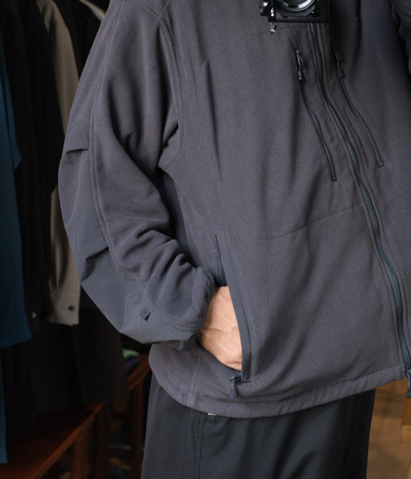 DAIWA PIER39 "TECH FLEECE JACKET"