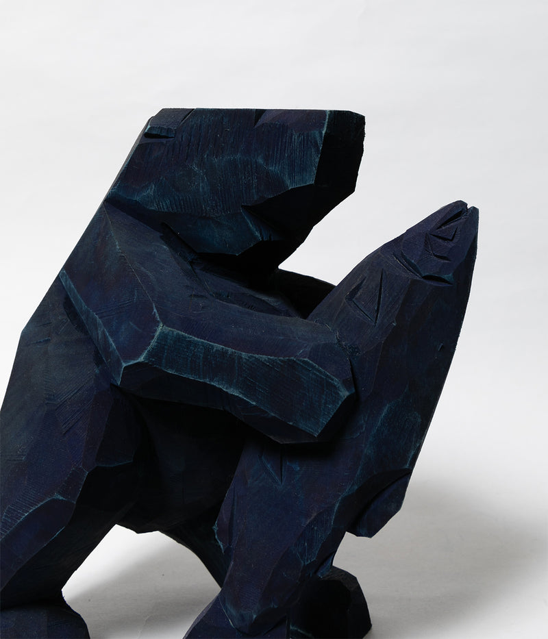 Kenji Sato "Salmon-holding Bear China (Ryukyu Indigo Dye)"