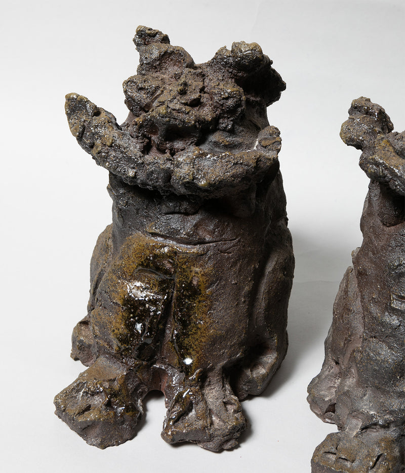 Komura Kihan "Kiln-transformed Shisa (pair)" (Okinawa, Arayaki)