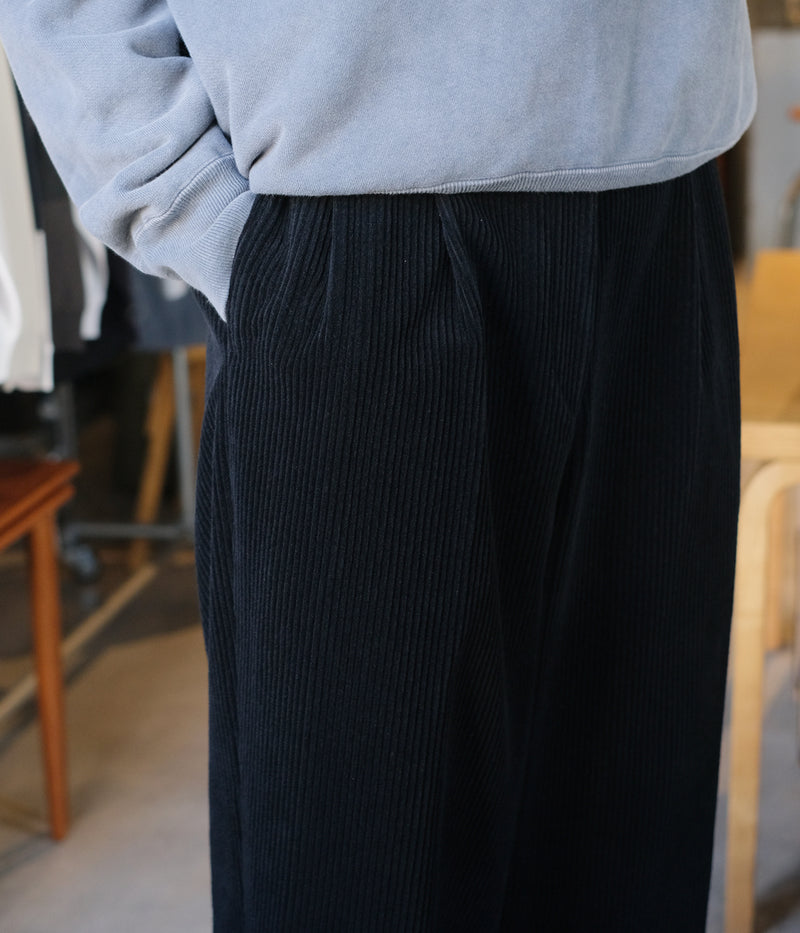 A.PRESSE 2025 Style2 "Wool Corduroy Wide Tapered Trousers"