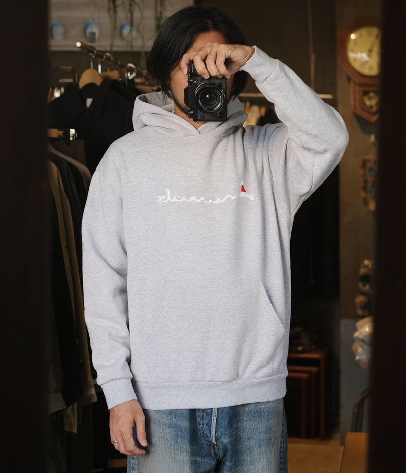STUDIO WEAREALLANIMALS "Athletic Script logo HOODIE"