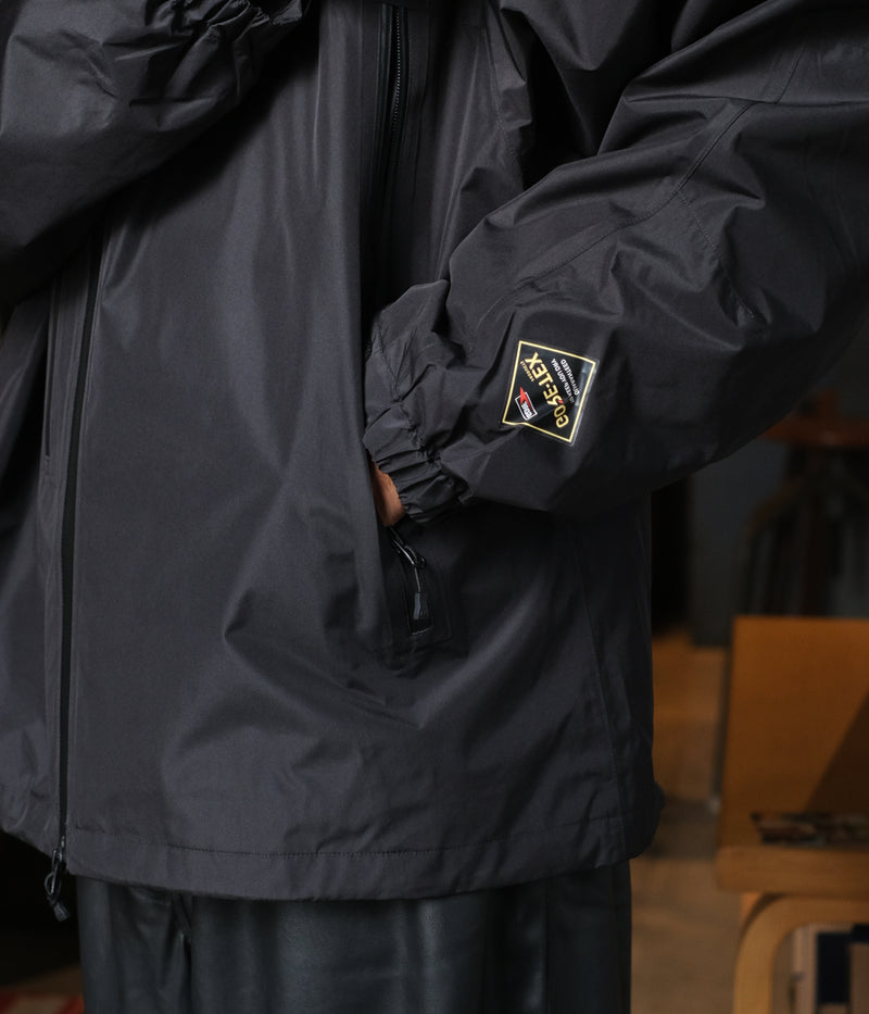 DAIWA PIER39 "GORE-TEX TECH MIL SHELL JACKET"