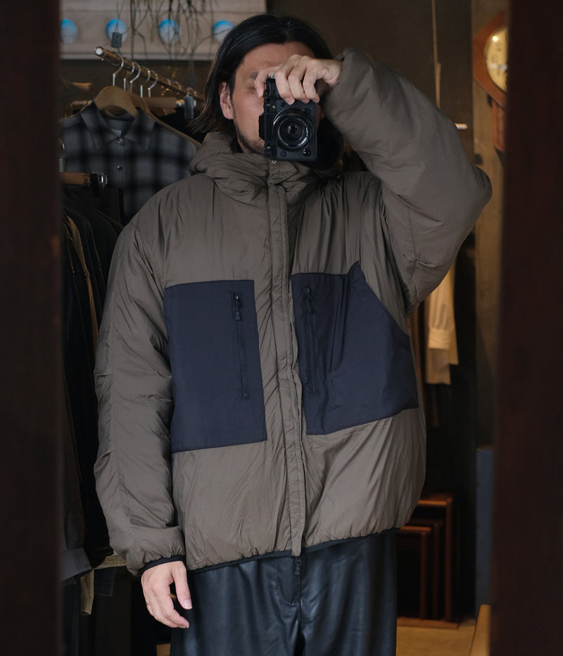 DAIWA PIER39 "TECH REVERSIBLE CLIMBERS PUFF JACKET"