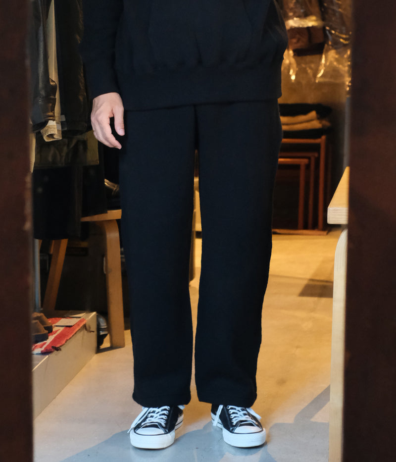 HERILL "Goldencash Sweatpants"