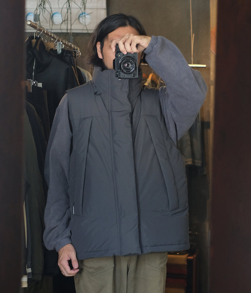 DAIWA PIER39 "WINDSTOPPER® FIELD DOWN VEST"