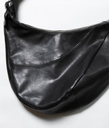SSSTEIN 26SS "TWIST SHOULDER BAG"