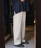 MAATEE＆SONS "ドゥルン CHINO TROUSER"