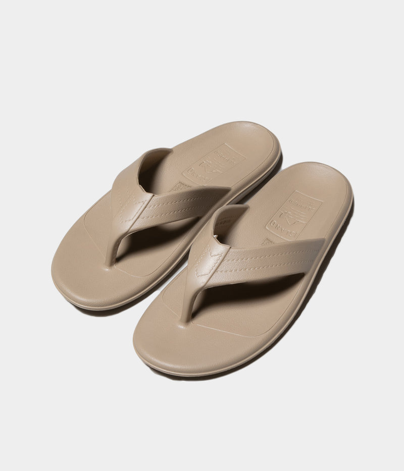 ISLAND SLIPPER 