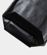 seya. "SEYA X ISAAC REINA CHASEN HOBO / MEDIUM / OIL LEATHER"