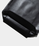 seya. "SEYA X ISAAC REINA CHASEN HOBO / LARGE / OIL LEATHER"