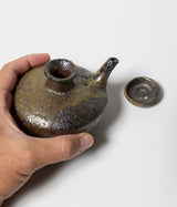 Komura Kihan "Kiln-fired Karakara Tochibuguwa with paulownia wood box" (Okinawa, Arayaki)