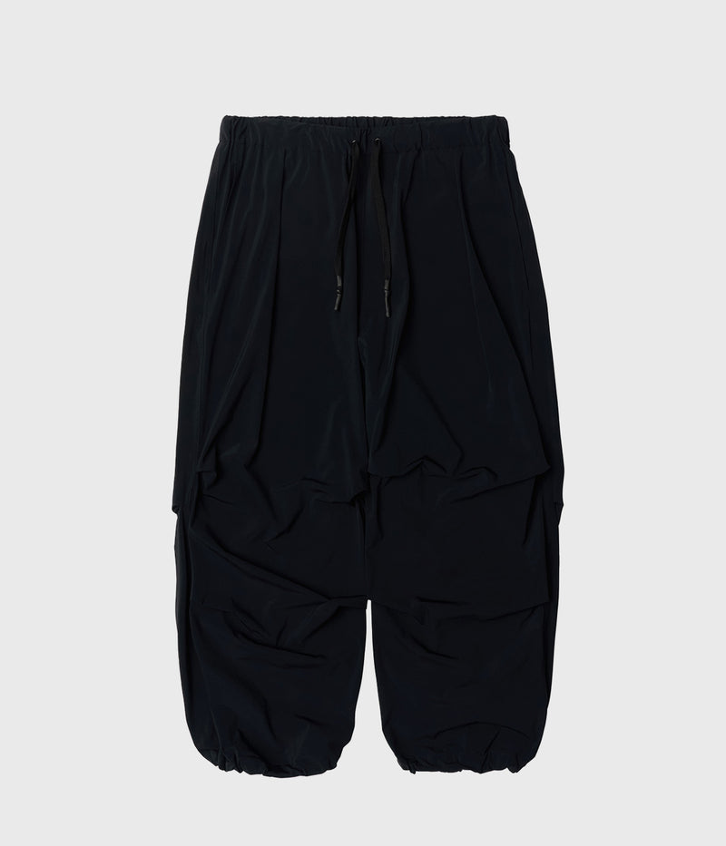 UNTRACE "BACK TUCK FLIGHT PANTS"
