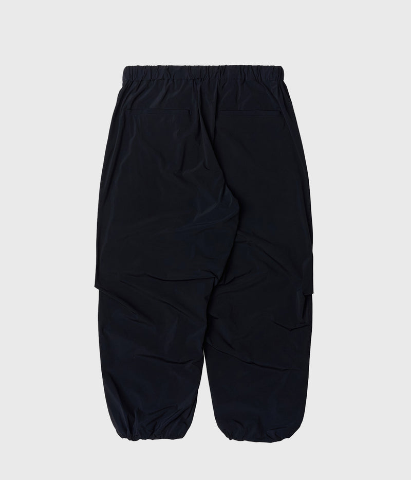 UNTRACE "BACK TUCK FLIGHT PANTS"