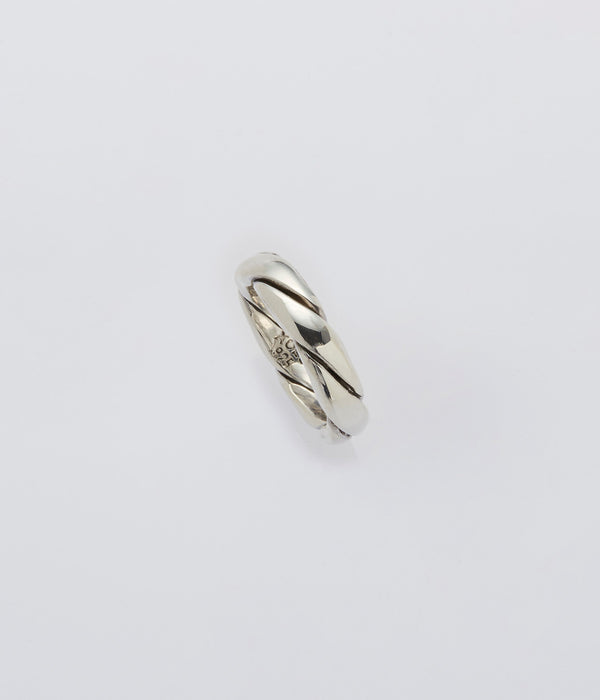 XOLO JEWELRY "Single Twist Ring"