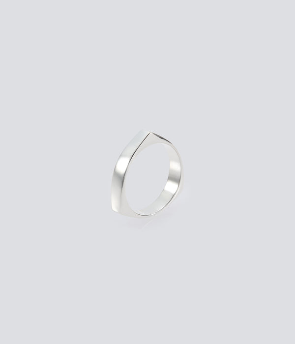 XOLO JEWELRY "Triangle 3D Ring"