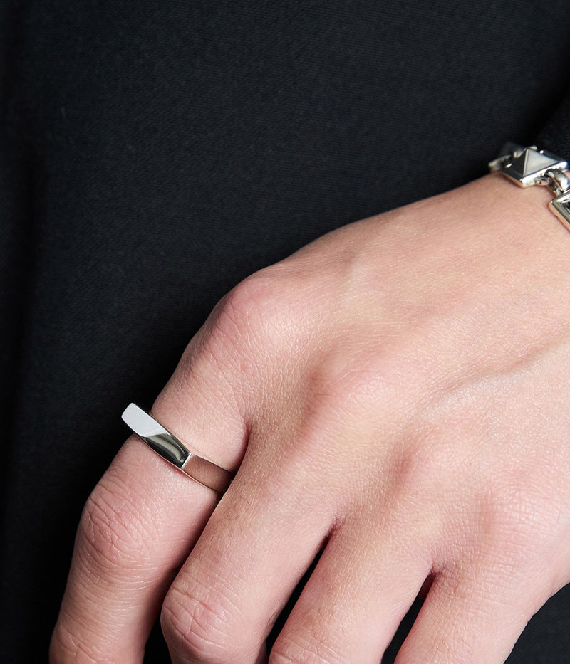XOLO JEWELRY "Square 3D Ring"