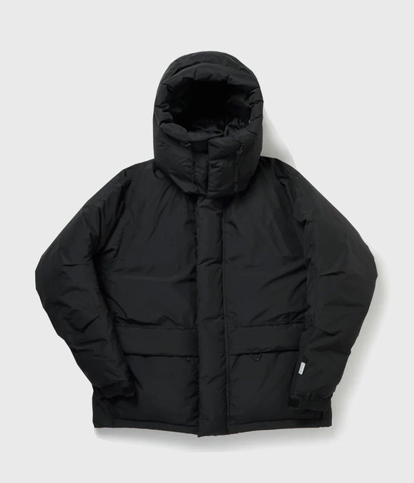 DAIWA PIER39 "WINDSTOPPER® EXPEDITION DOWN JACKET"