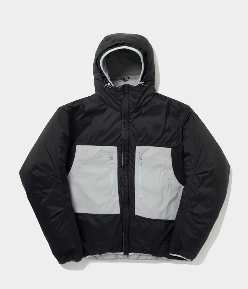 DAIWA PIER39 "TECH REVERSIBLE CLIMBERS PUFF JACKET"