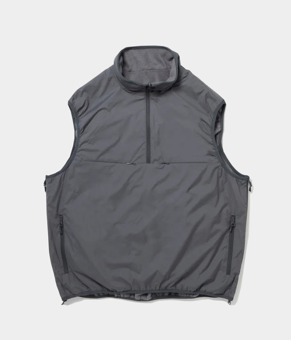 DAIWA PIER39 "TECH REVERSIBLE PULLOVER PUFF VEST"