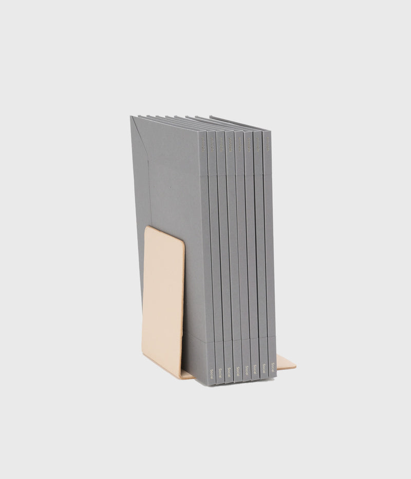 Hender Scheme "bookstand"