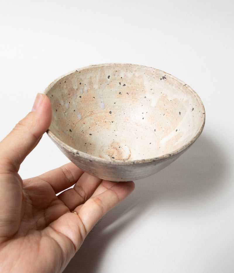 Kinjo Hiromu "Powdered rice bowl"