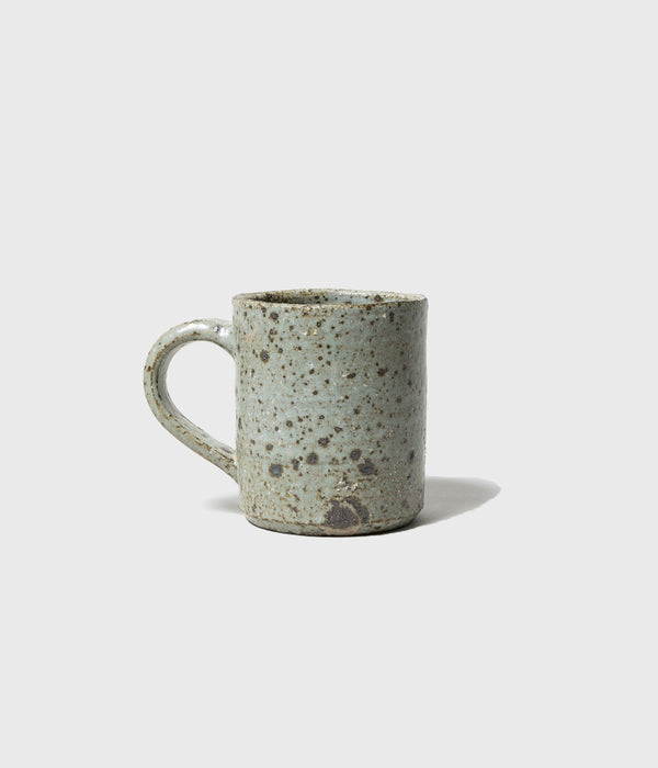 Kinjo Hiromu "Mug"