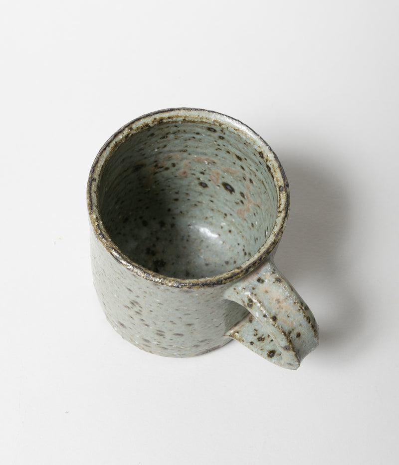 Kinjo Hiromu "Mug"