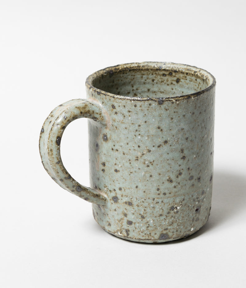 Kinjo Hiromu "Mug"