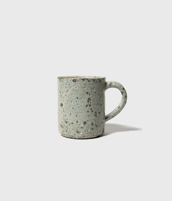 Kinjo Hiromu "Mug"