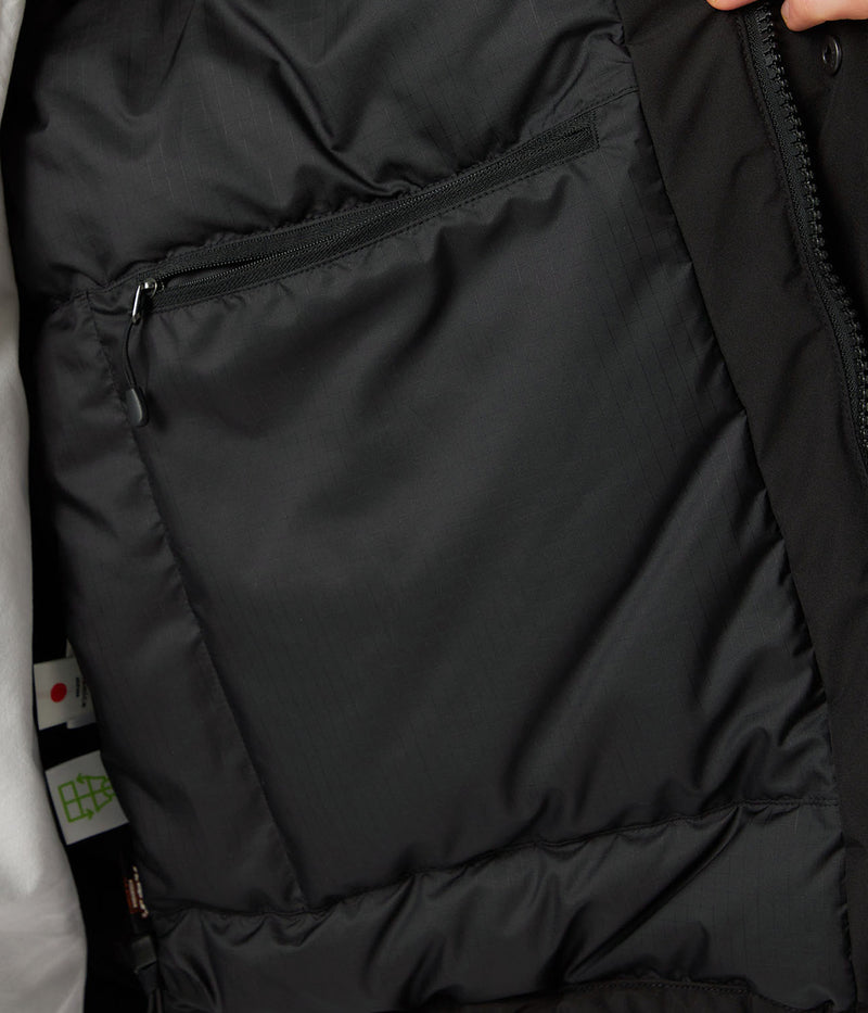 NANAMICA "GORE-TEX Down Coat"