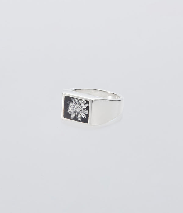 XOLO JEWELRY "Signet Ring with Black & Gray Flower"