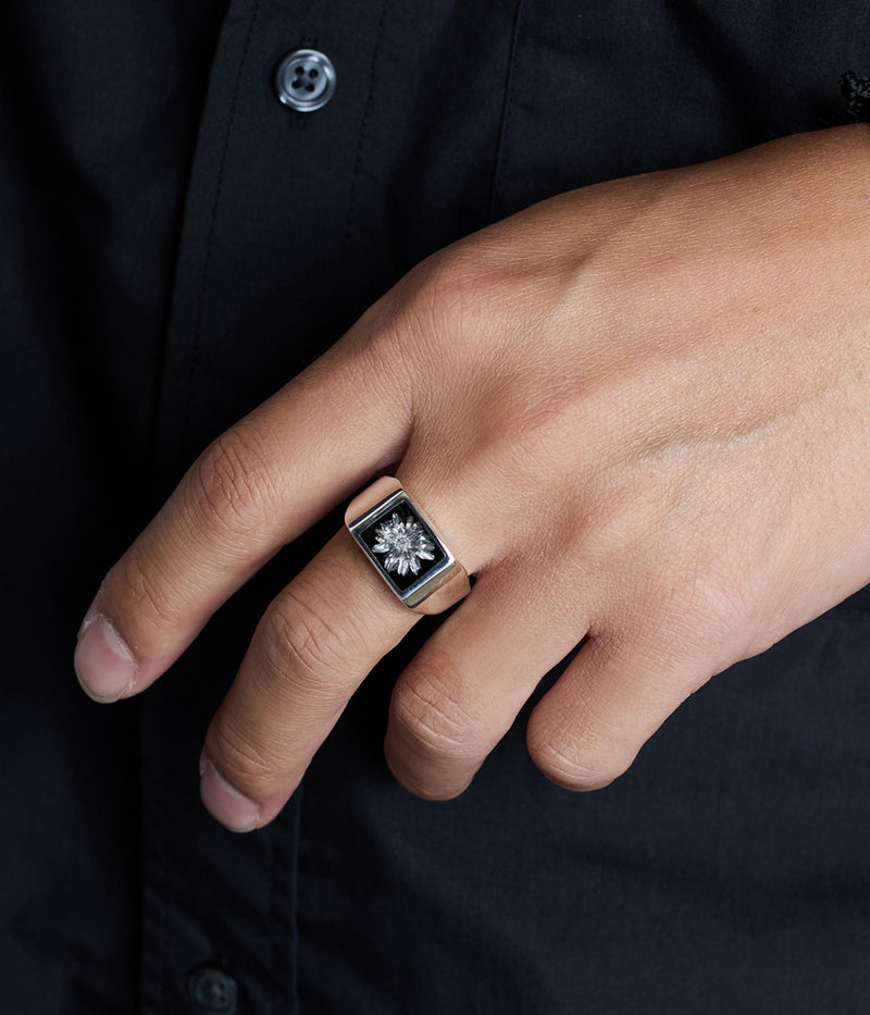 XOLO JEWELRY "Signet Ring with Black & Gray Flower"