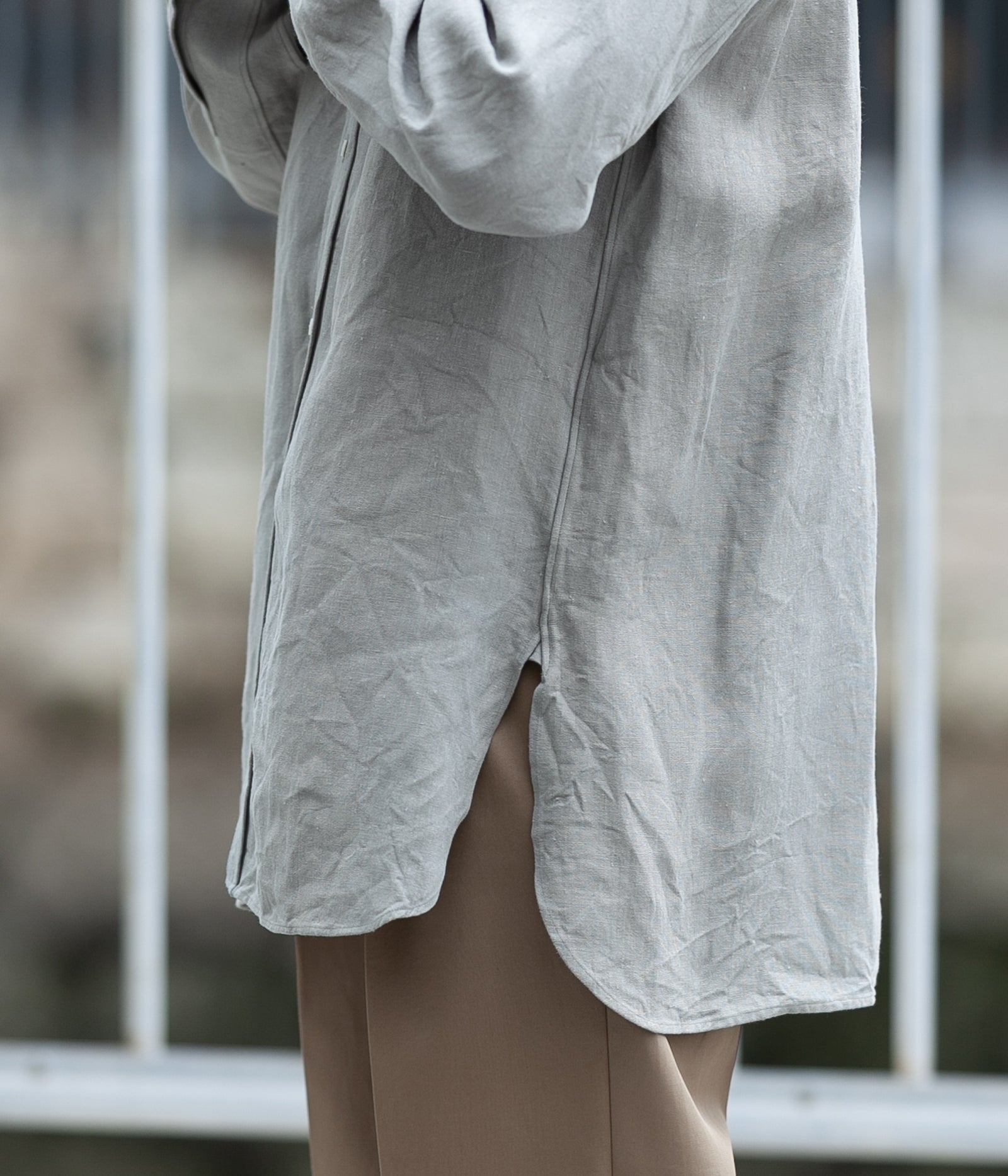 人気定番の HEUGN  トップス