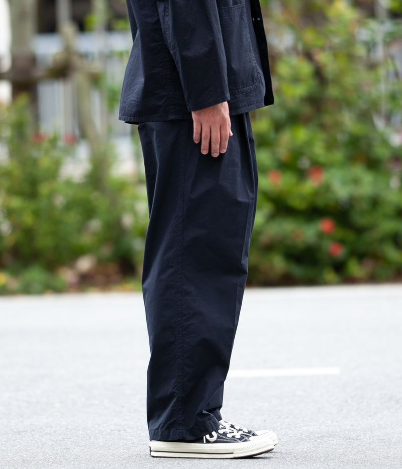 STILL BY HAND "PT02231" 2-tuck mid-thigh tapered pants